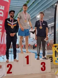 podium hommes